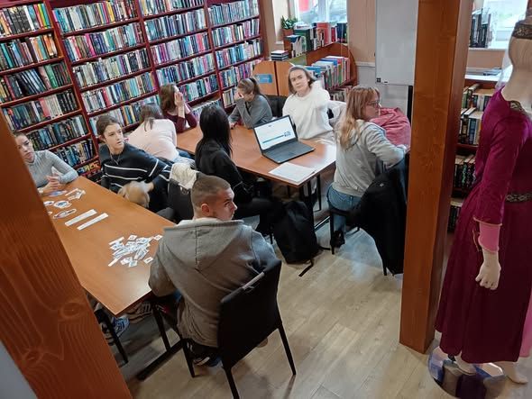 Kötelező irodalom más megközelítésben